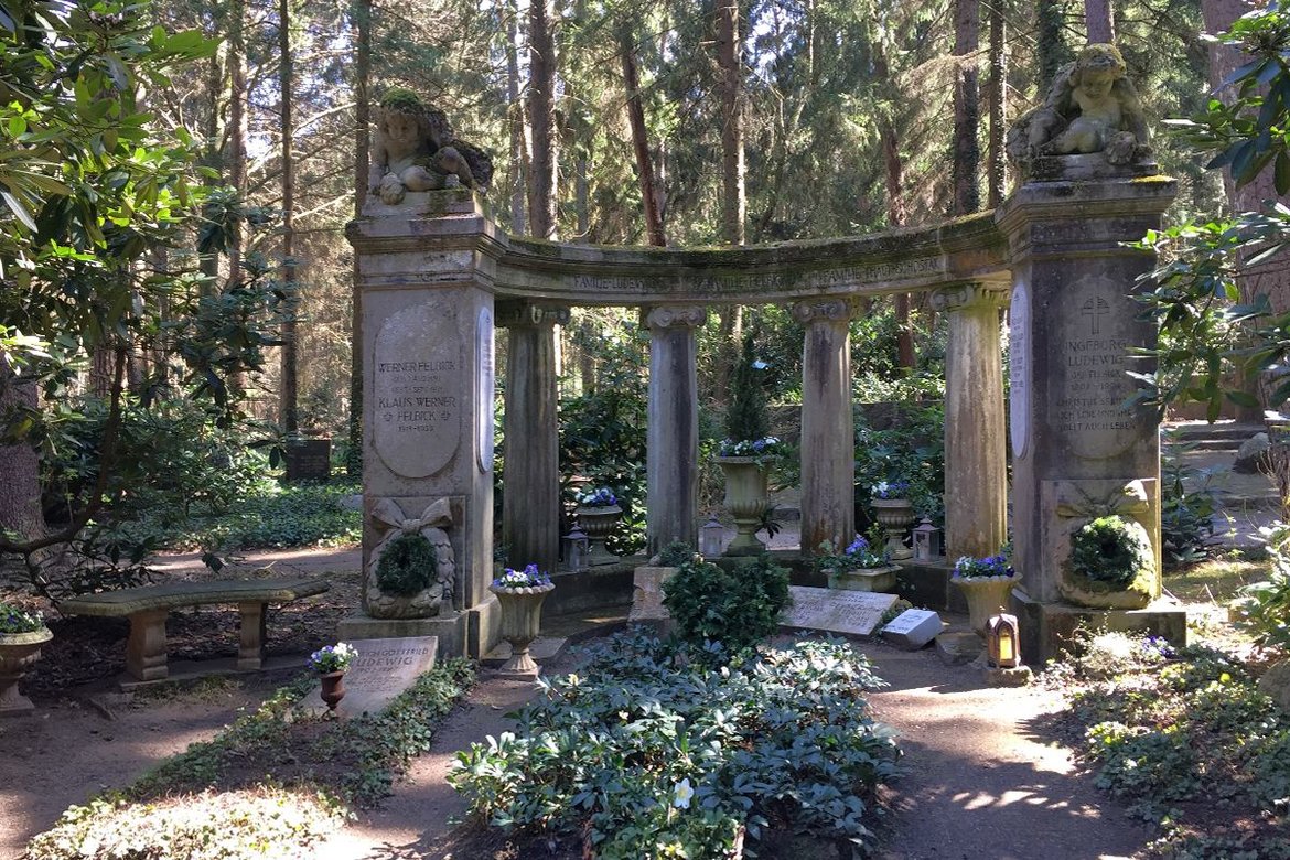 Grabanlage auf dem Waldfriedhof Aumühle