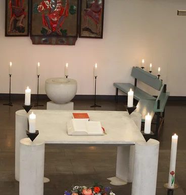 Der Altar der Bismarck-Gedächtnis-Kirche Aumühle