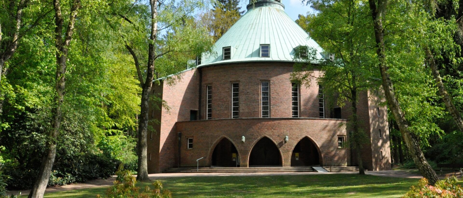 Bismarck-Gedeachnis-Kirche in Aumuehle